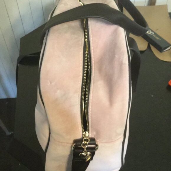 Juicy Couture carry on luggage tote excellent used  condition soft velvety pink - Picture 2 of 11